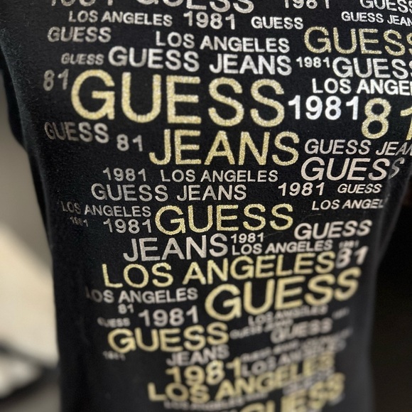 🖤💛NWOT- BLACK AND GOLD GLITTERY GUESS RACERBACK TANK TOP. SX L🖤💛 - Picture 3 of 5